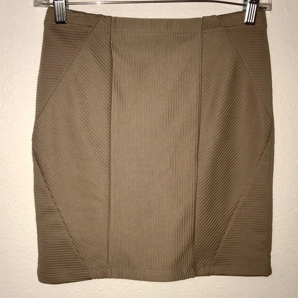 Ribbed Bodycon Skirt